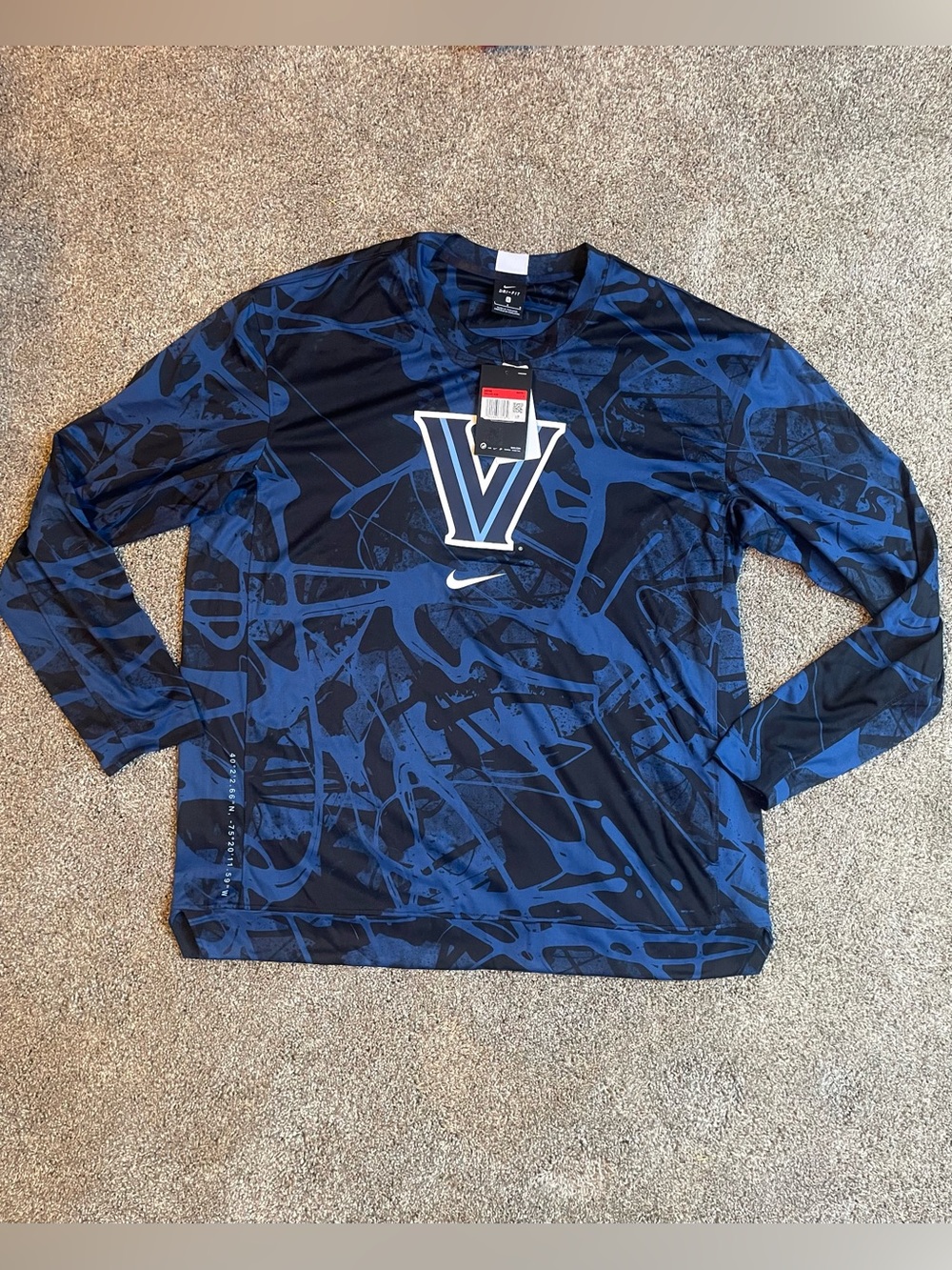 NEW Villanova Navy Blue Nike Long Sleeve Performance Tee Size Large